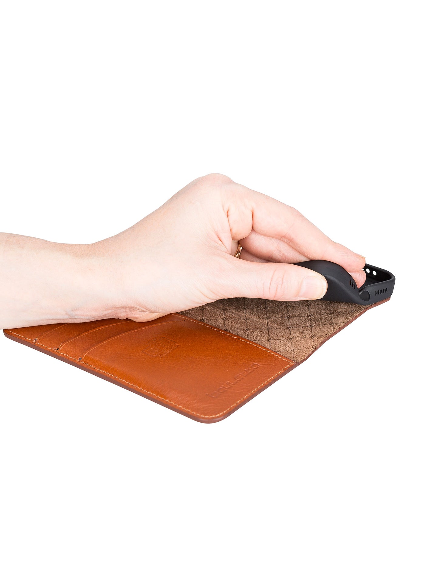 Plånboksfodral i äkta läder för Apple iPhone 13 från Bouletta - Konjak Brun #color_konjak-brun